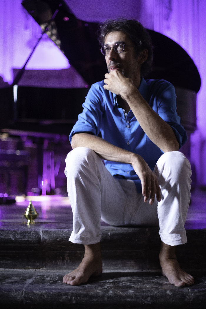 Emiliano Toso at the piano
